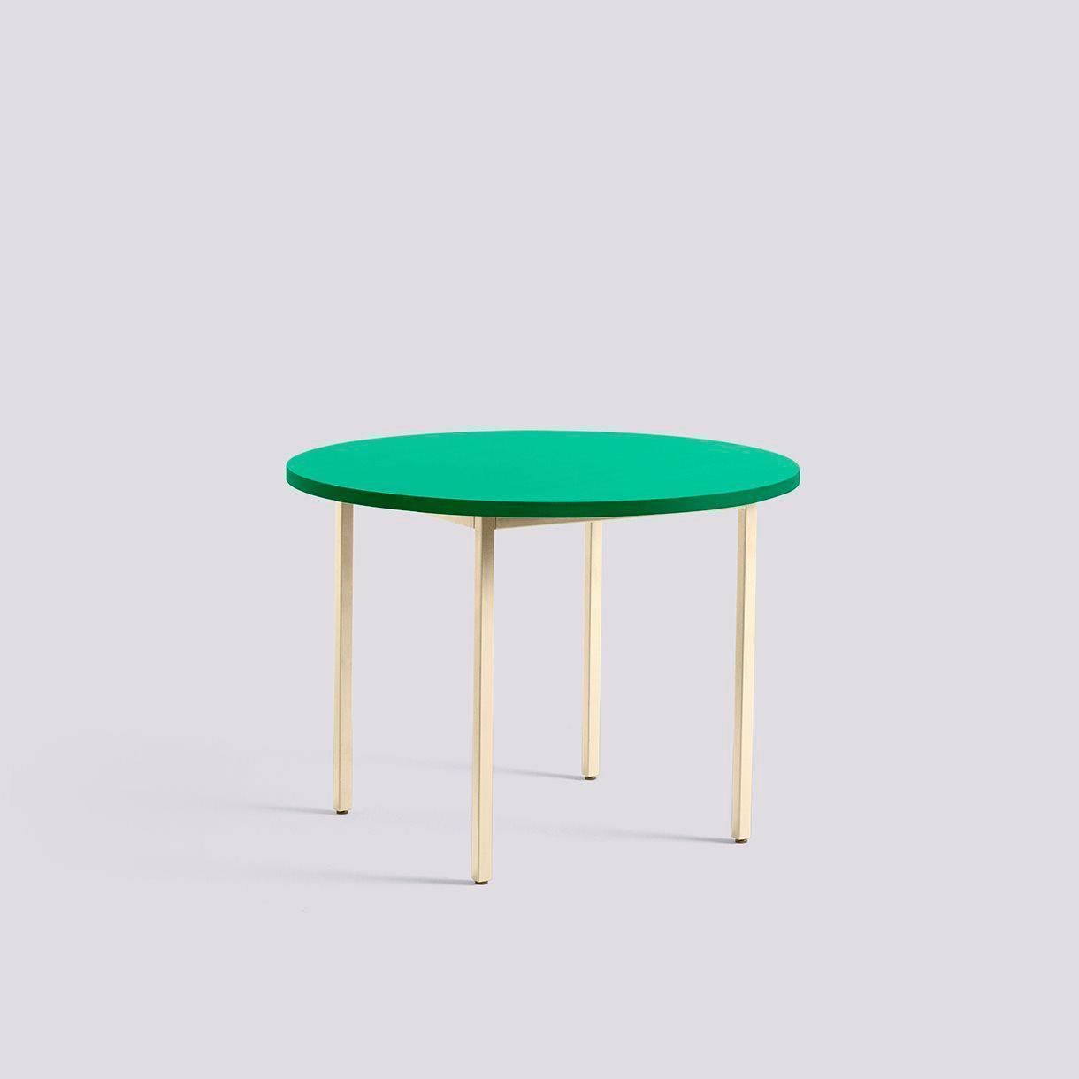 餐桌