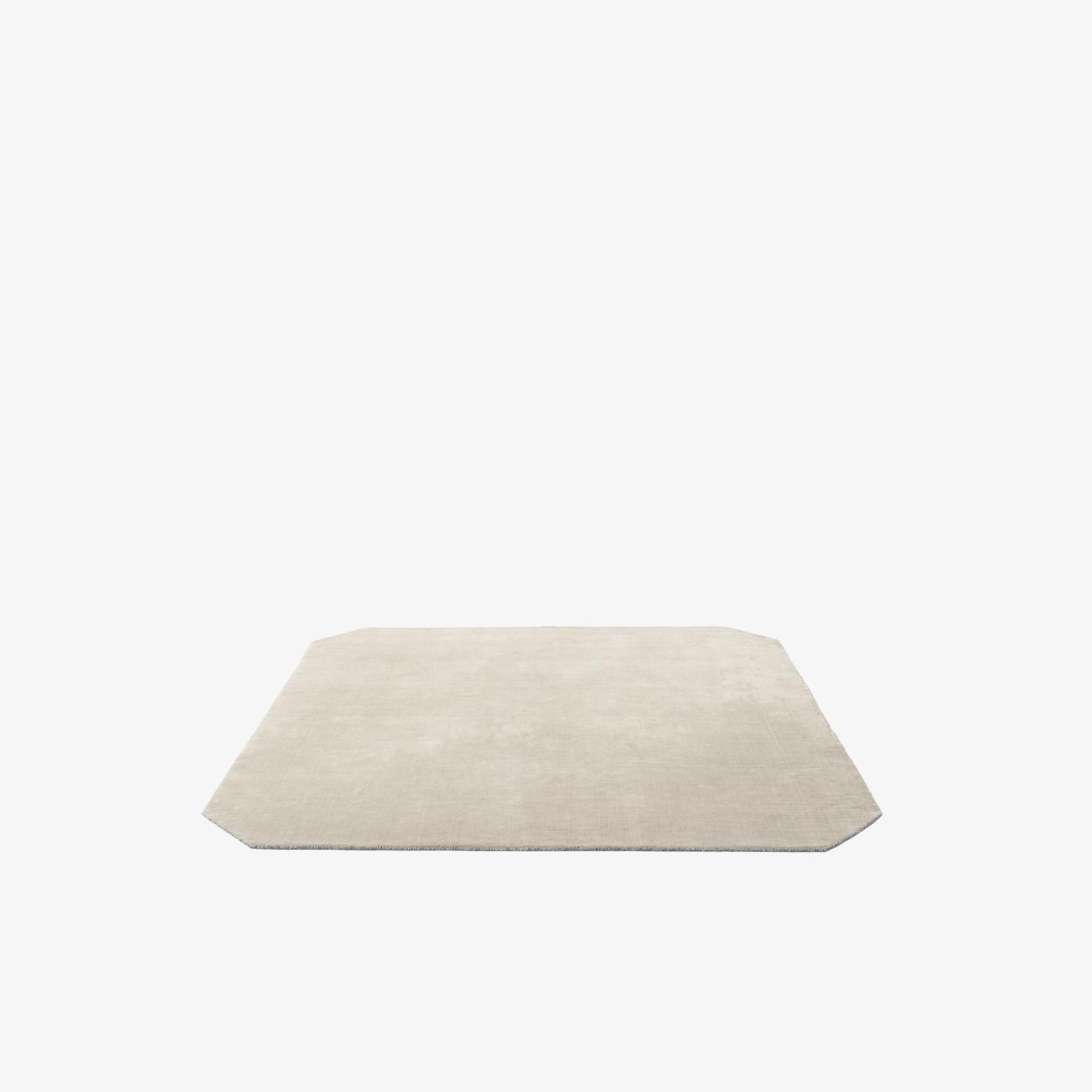 The Moor Rug AP6